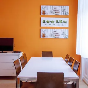 Centre With 3 Bathrooms Apartamento